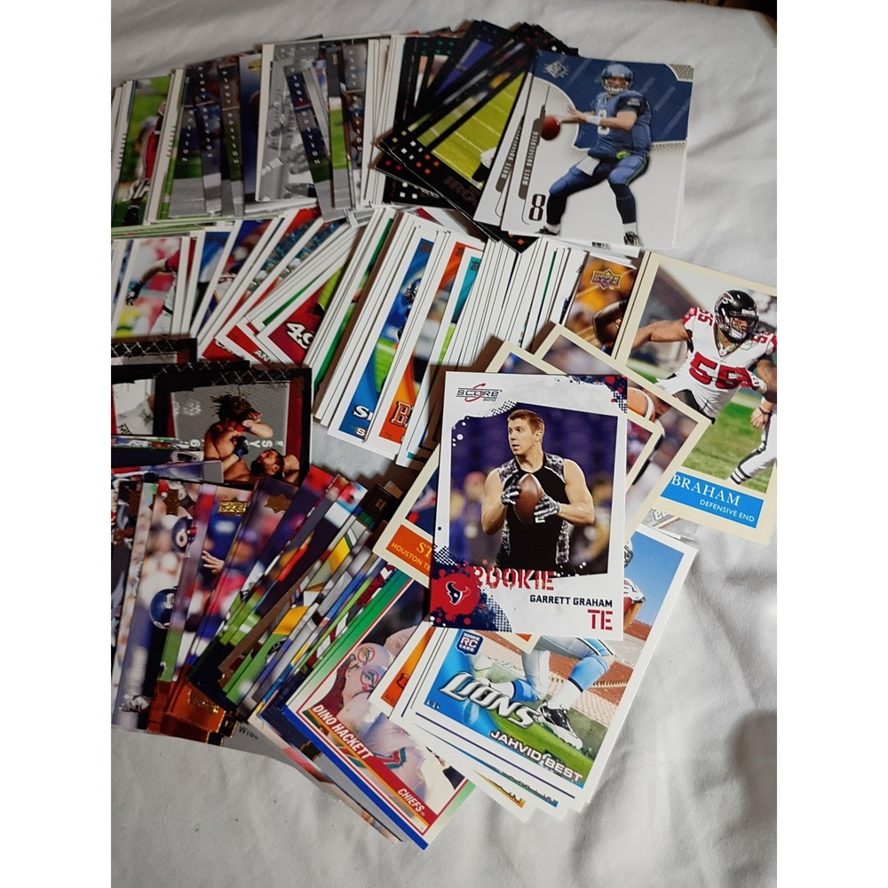 Football 100+ Lot NFL Trading Cards Score Upper Deck Topps Cards Mixed UFC